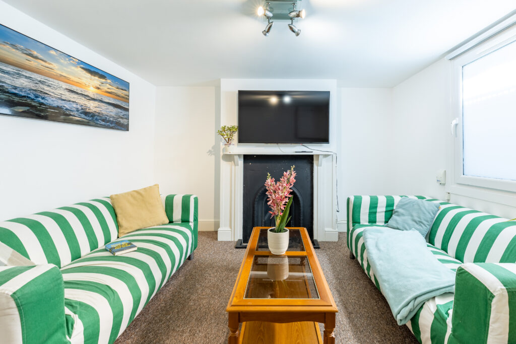 Student house living room in Cheltenham